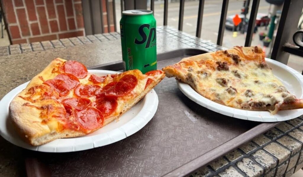 calories in these pizza slices?