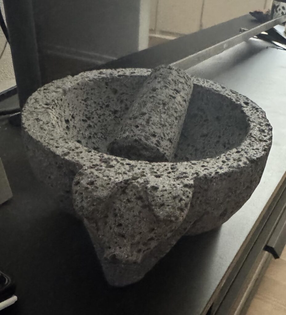 Can someone please help me verify if my molcojete is real please?