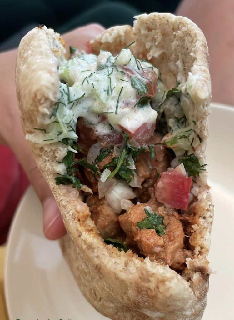 Chicken fajita with salsa & yogurt dressing in pita bread