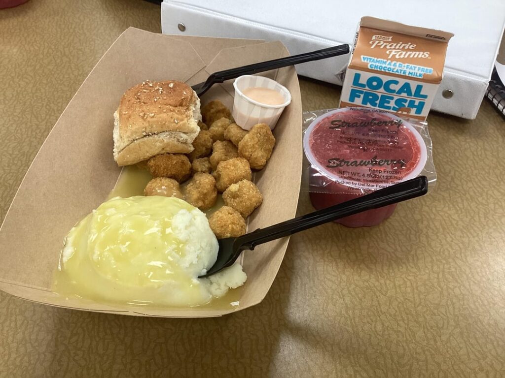 One Week of US School Lunches