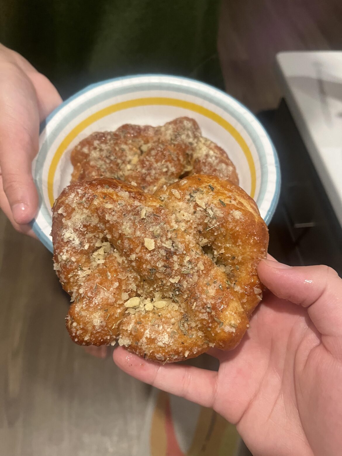 garlic parm pretzels