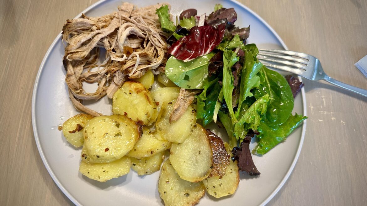 Pulled pork tenderloin, roasted potatoes & salad