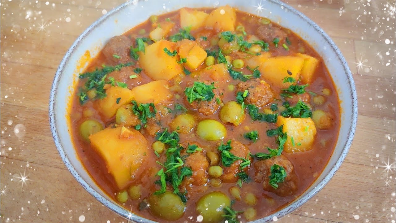 TAJINE KEFTA, PETIT POIS, POMME DE TERRE et BOULETTE DE VIANDE HACHÉE