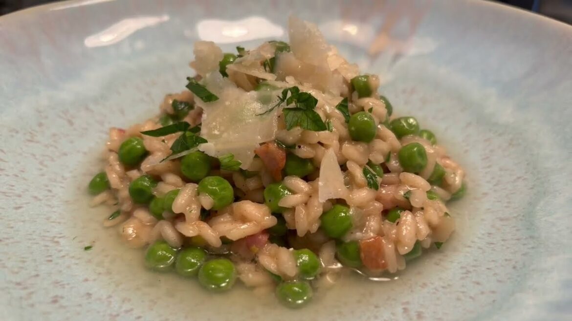 Creamy Risotto with Sweet Peas, Pancetta and Parmesan Cheese!!! Creamy Risotto with Sweet Peas, Pancetta and Parmesan Cheese!!!