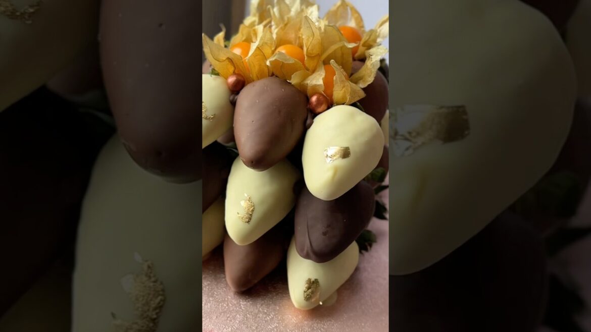 How to Make Perfect Chocolate-Covered Strawberries – Easy & Delicious! #food #recipe #fyp #shorts