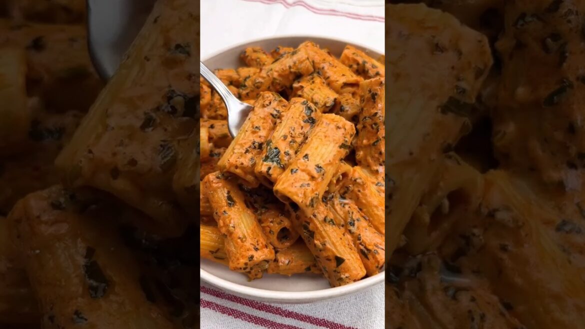 Fresh Herbs #pasta #food #recipe #cooking #shorts #viralshorts #dinner #delicious #yummy  #foodlover