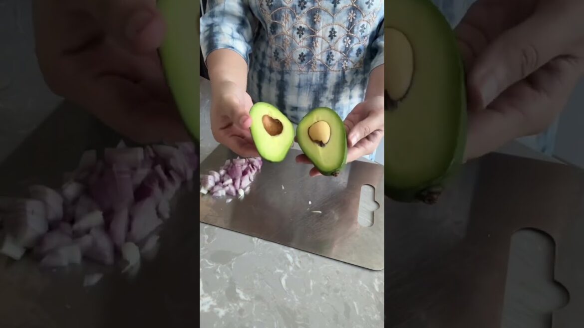 Follow for more #dietitianlife #saladrecipe #officelunch #easyrecipe