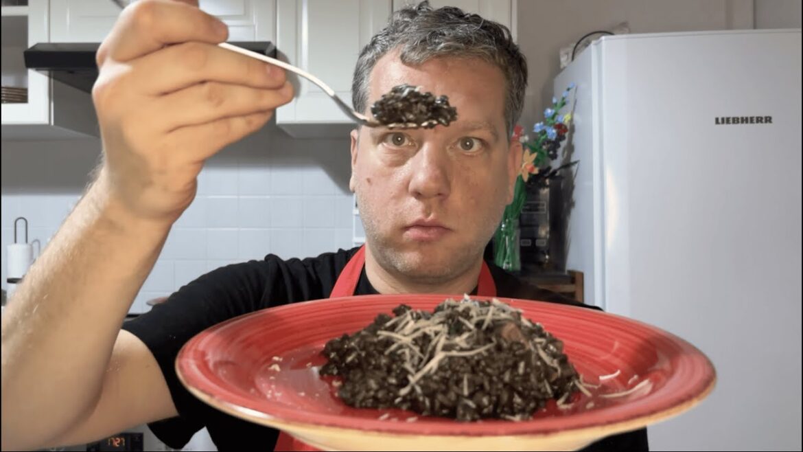 Black risotto recipe (and how to clean cuttlefish)