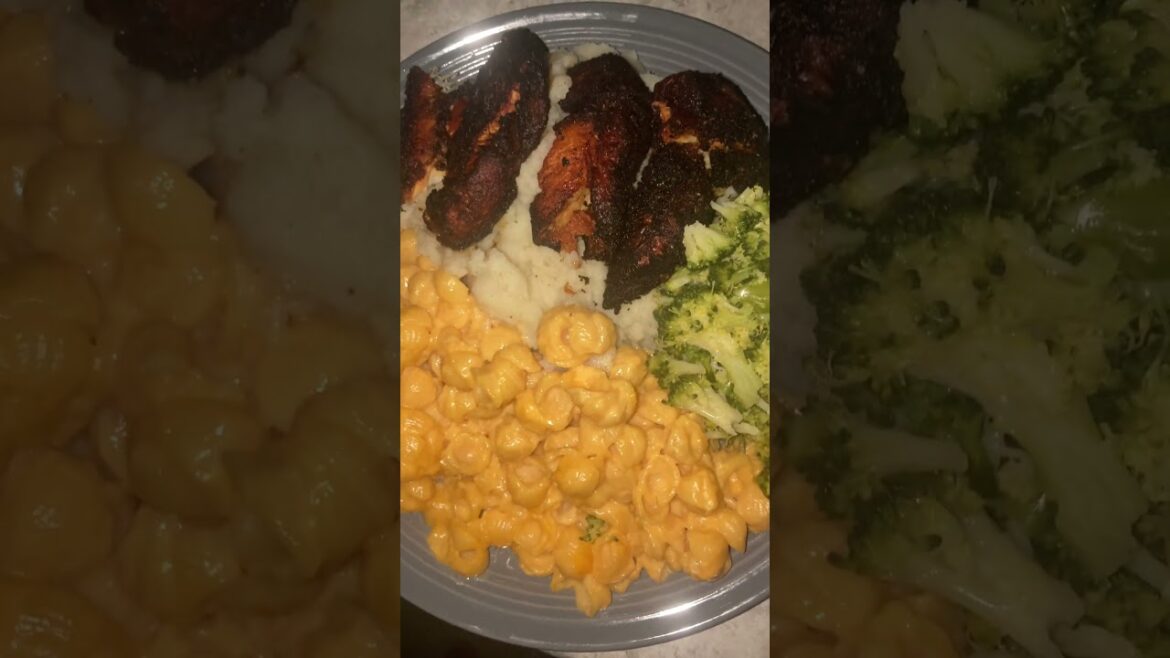 Buttery Mashed Potatoes + Fried Chicken + Macaroni & Cheese + Steamed Broccoli