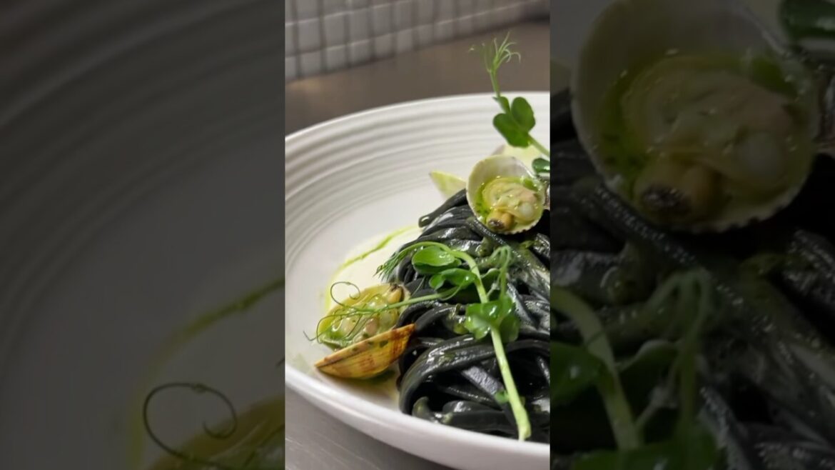 Speghetti green souce vongole pasta recipe || delicious food vongole || vongole pasta || #neapolitan