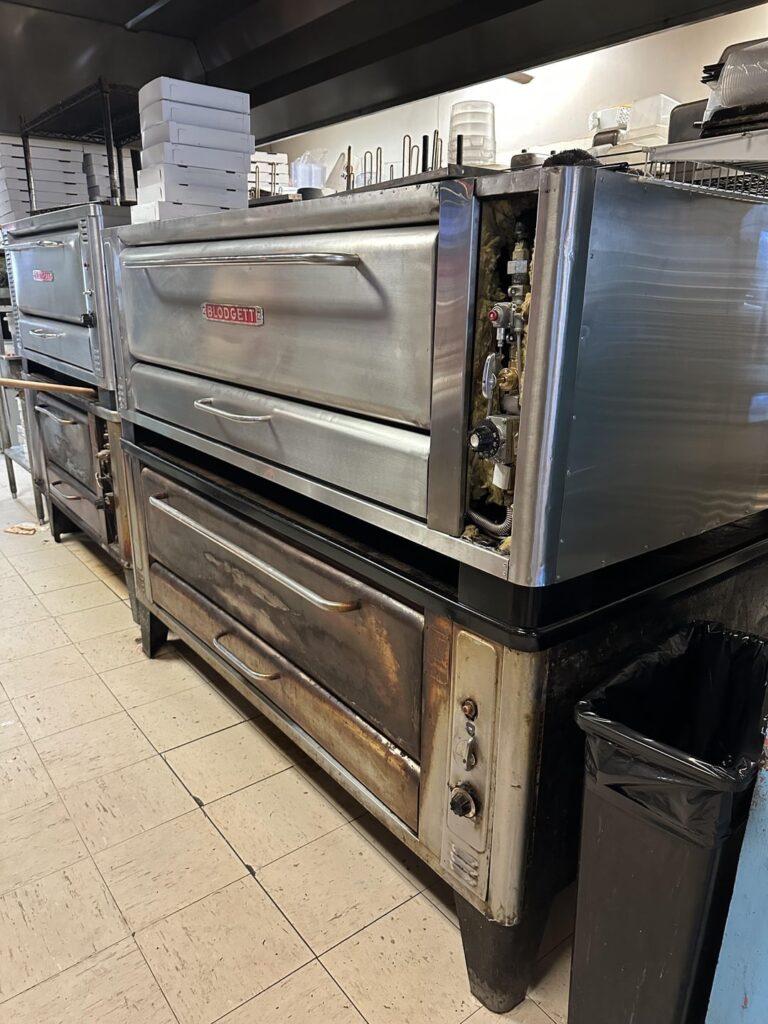 This kitchen bought a lemon 🍋