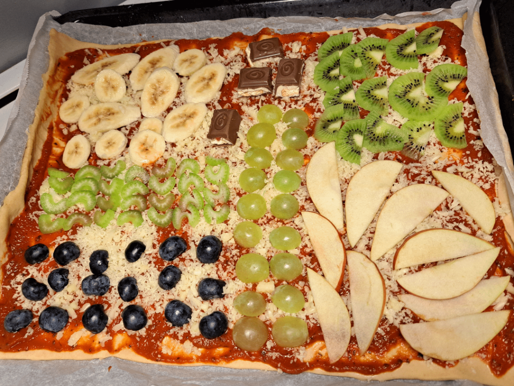 savoury fruit pizza