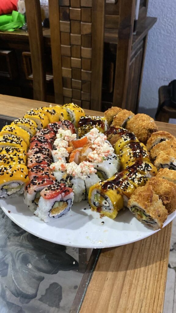 I made this homemade sushi, I would like to know your opinions 😁