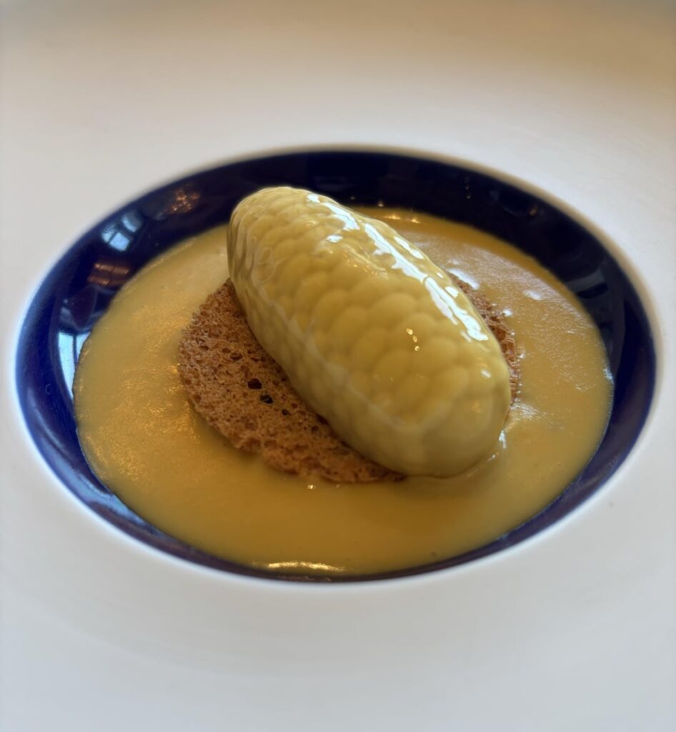 Lunch at Caprice (*) Hong Kong Lunch at Caprice (***) Hong Kong