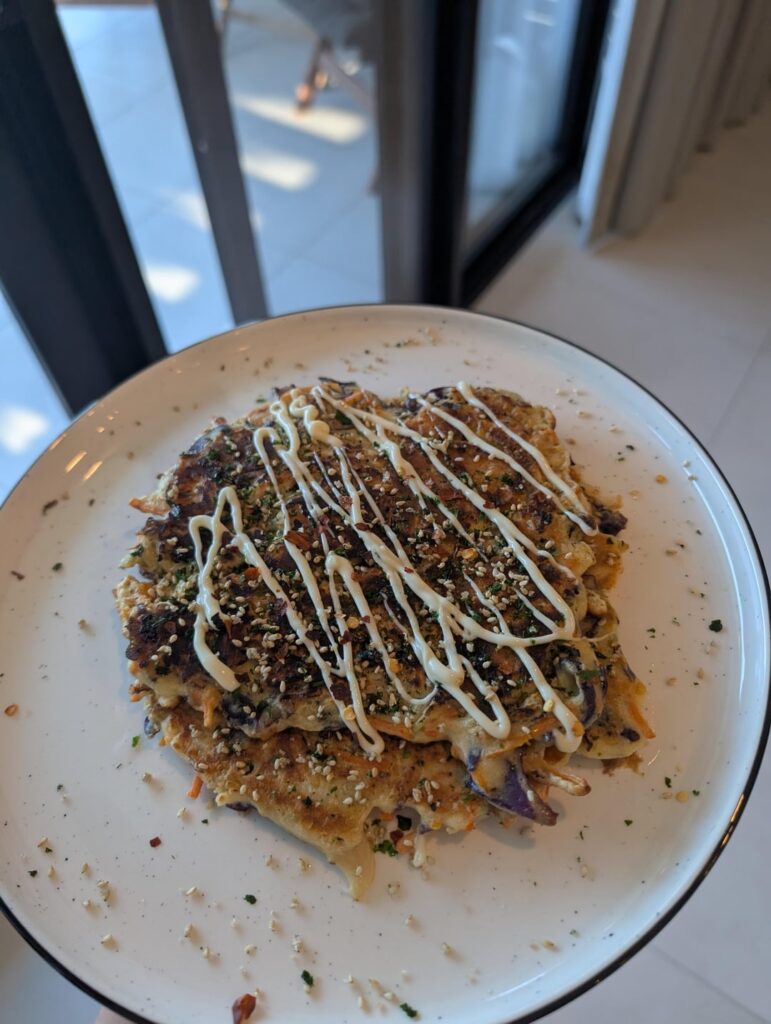 Made crispy veggie pancakes for breakfast. 441 cals ❤️