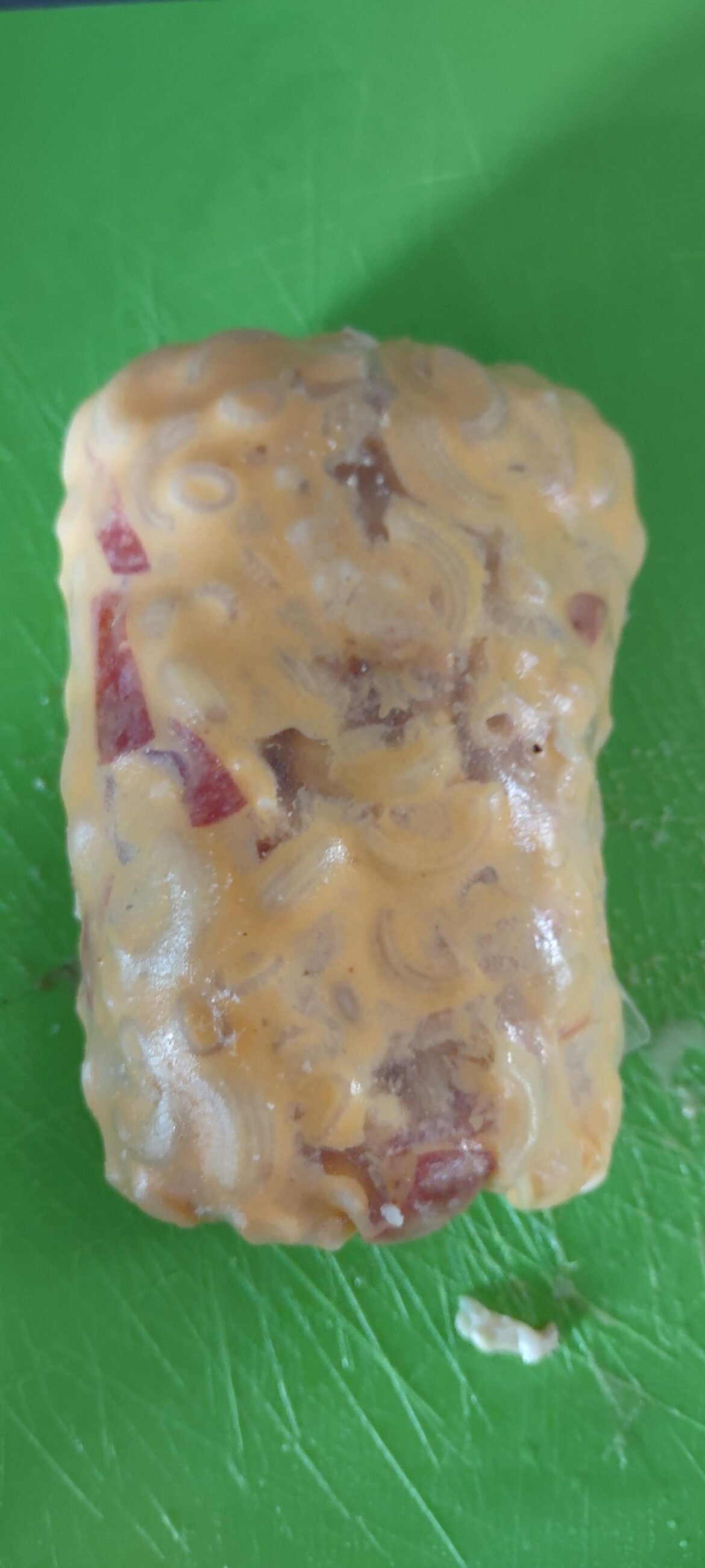 Buffalo Mac and Cheese with chicken and pepperoni spring roll.