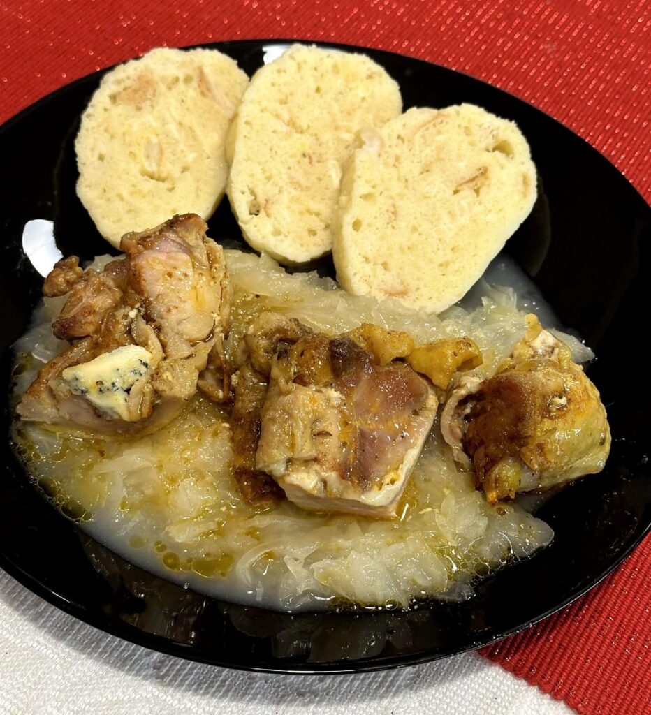 Roasted chicken, sauerkraut and homemade bread dumpling. Dessert Marble cake.