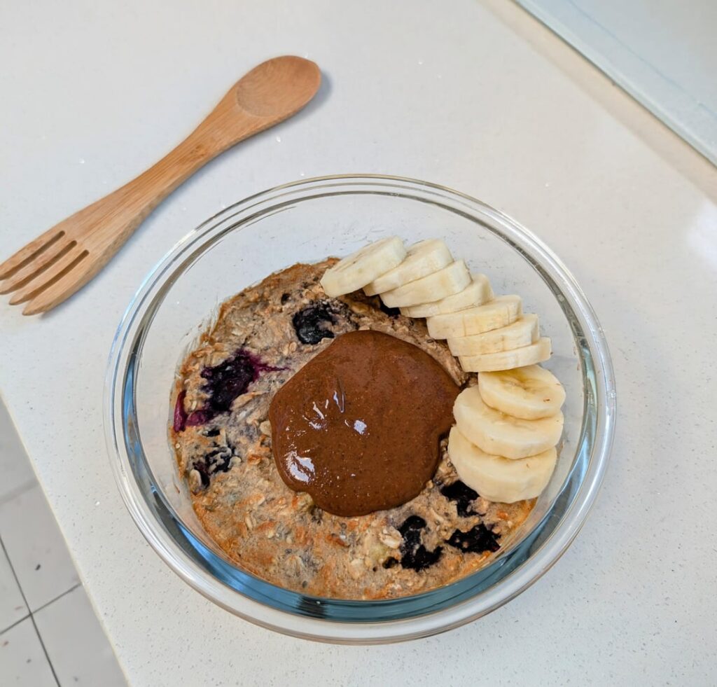 Blueberry banana baked oats