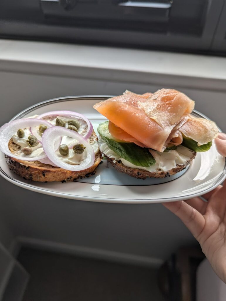 Favourite breakfast as of late, 295cal/22.5g protein