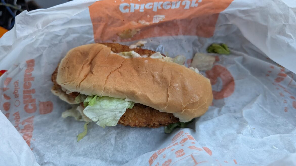 Burger King put my chicken sandwich on a hotdog bun