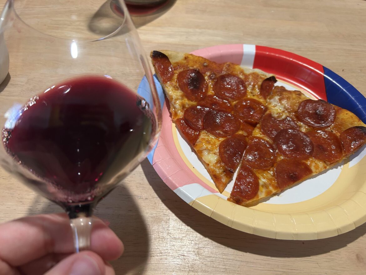 Montepulciano d'Abruzzo and homemade pizza!