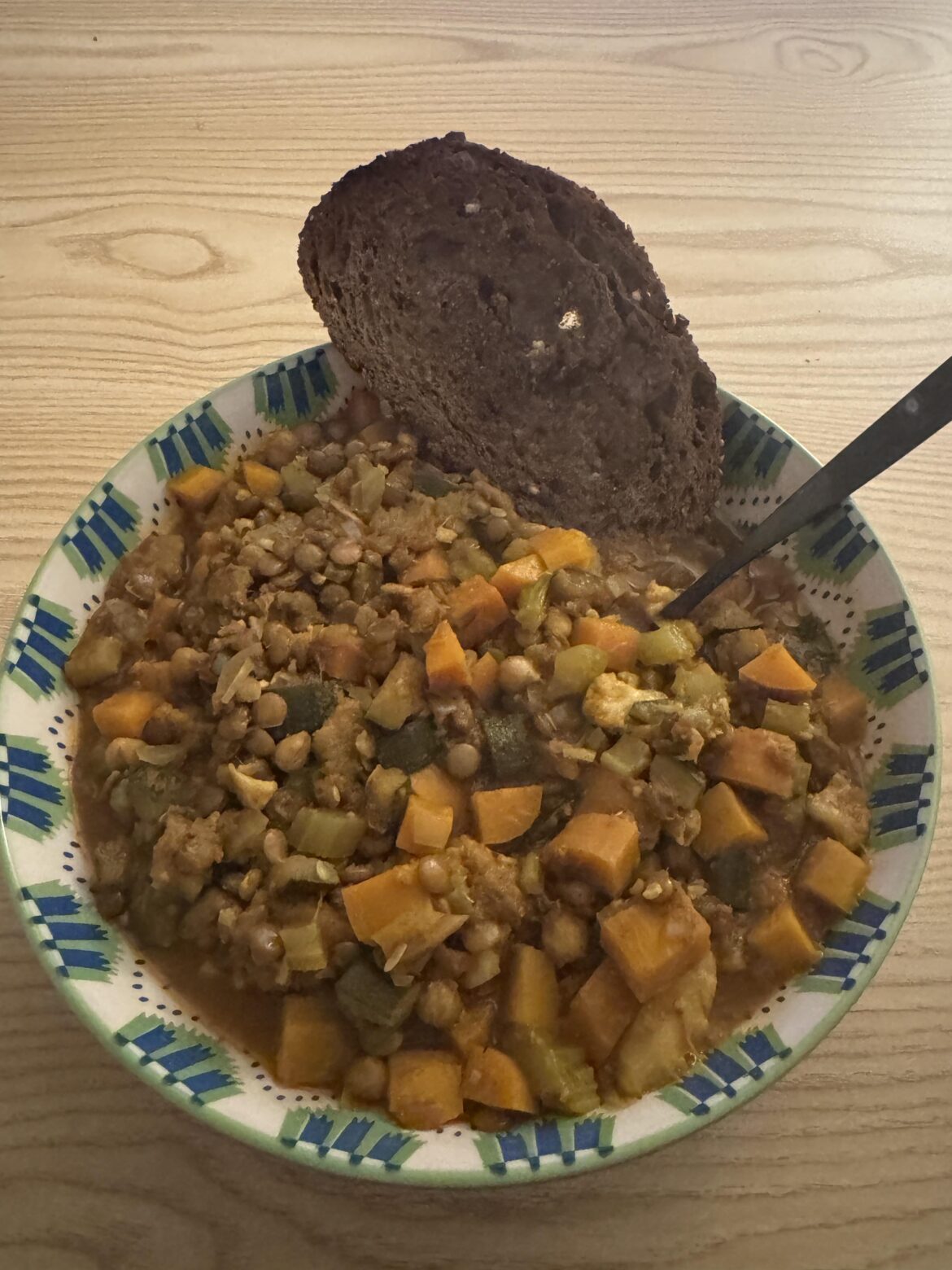 Moroccan lentil & veg soup!
