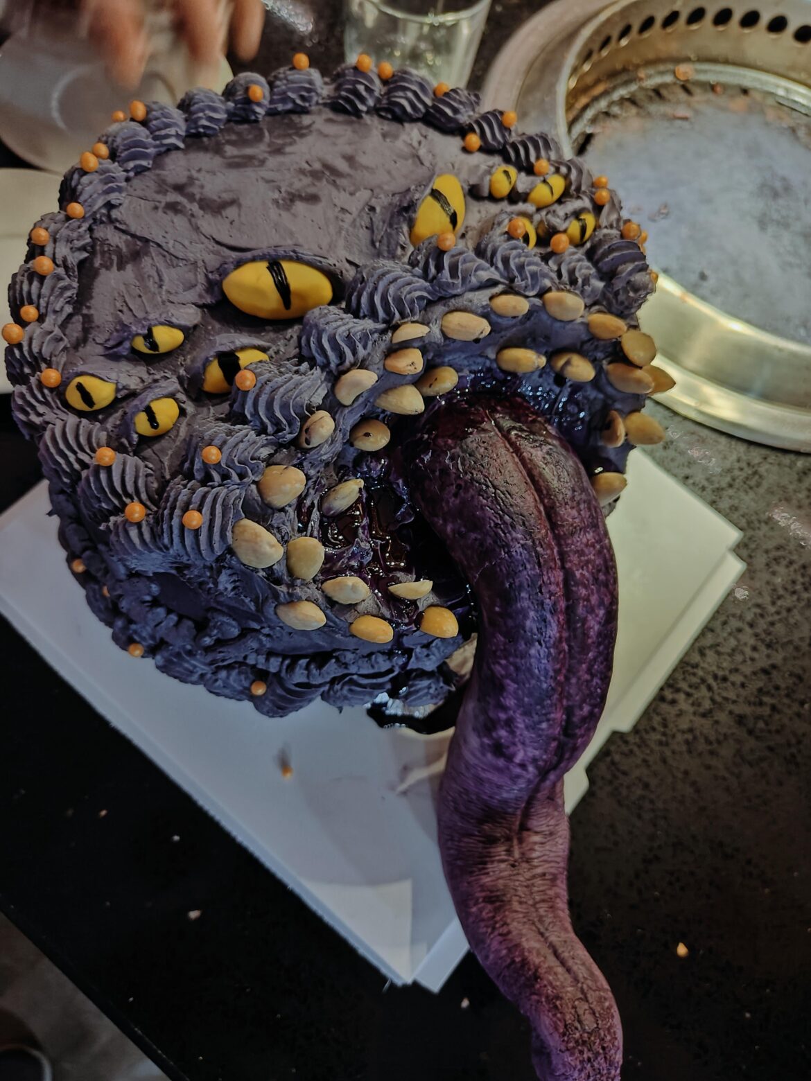 I turned 40 so I decided to make myself a Mimic cake.