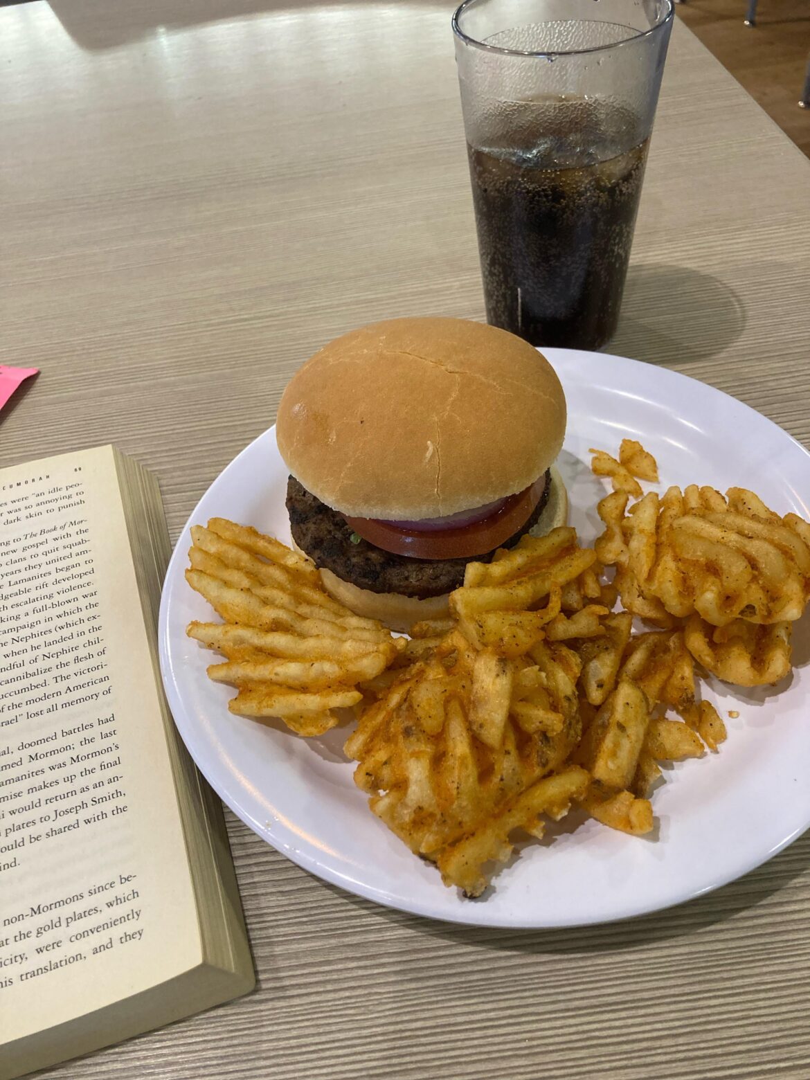 college dining hall lunch