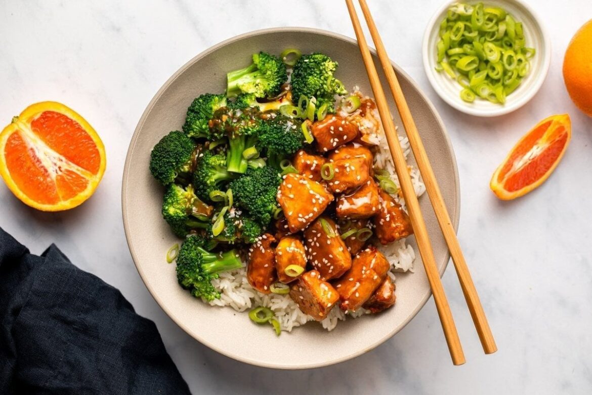 Orange Tofu w/ Veggies