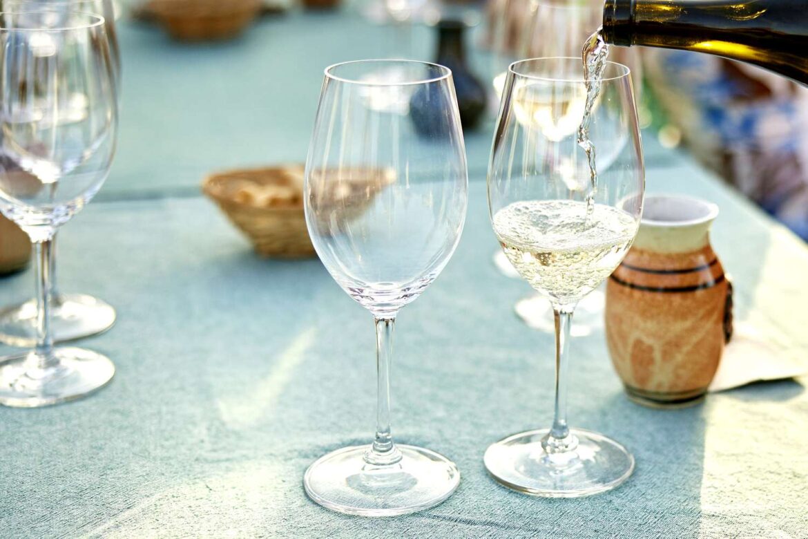 How to Tell if Riesling Is Dry or Sweet, According to Wine Pros How to Tell if Riesling Is Dry or Sweet, According to Wine Pros