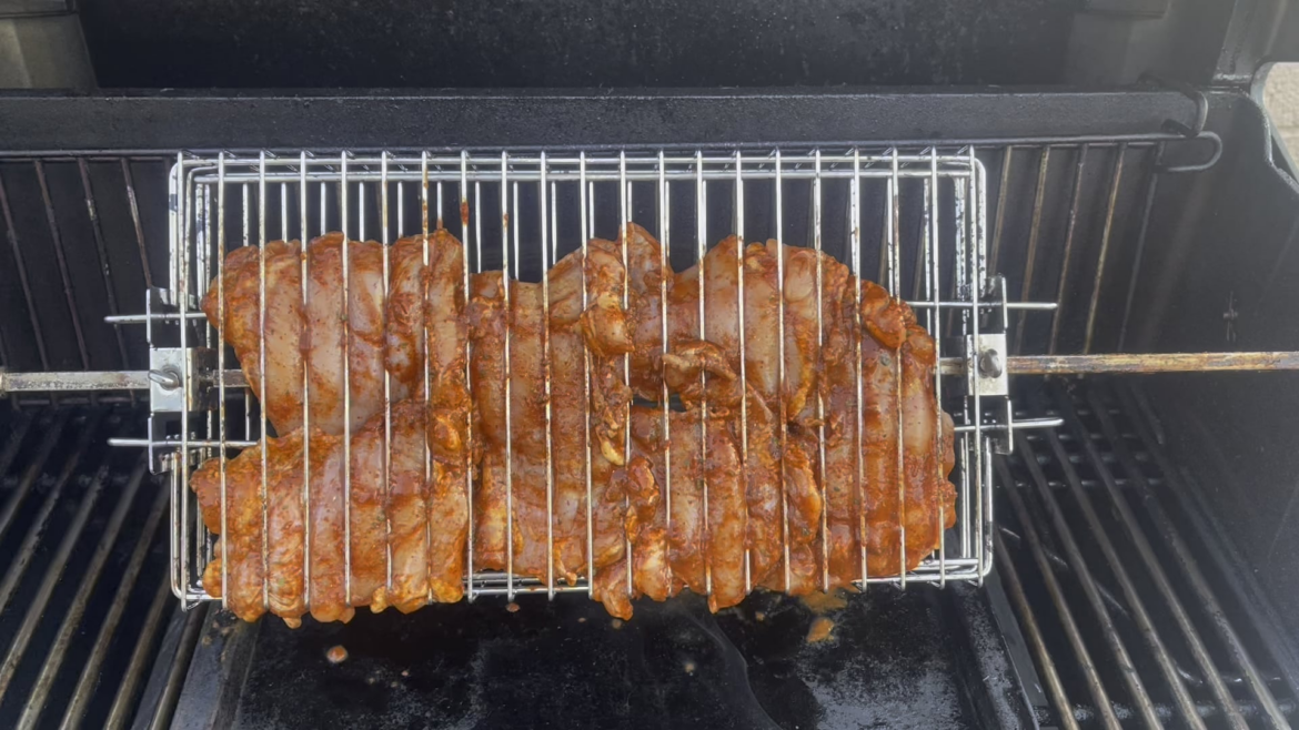 Flat basket Adobo chicken