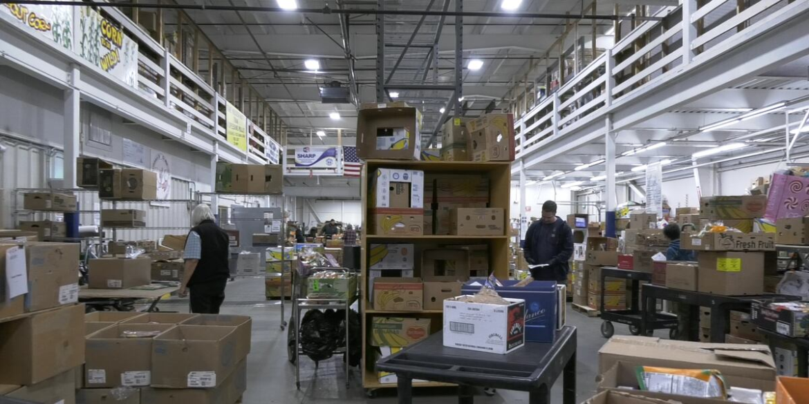 Fairbanks food bank prepares Thanksgiving meals amid record community need Fairbanks food bank prepares Thanksgiving meals amid record community need