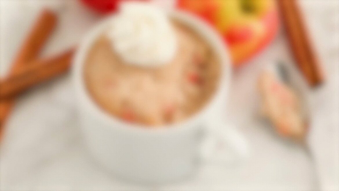 Apple Cinnamon Mug Cake