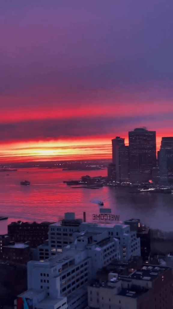 Some see the sunset, this sub sees an E-330 missing knobs