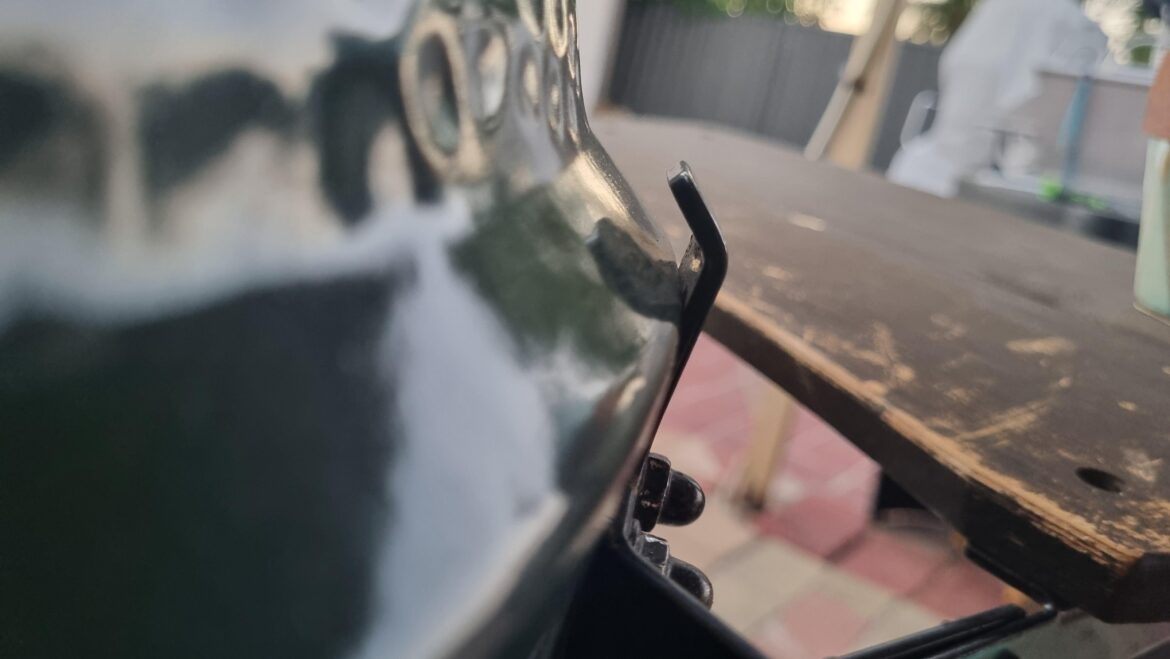 Anyone else have this issue with the handle?