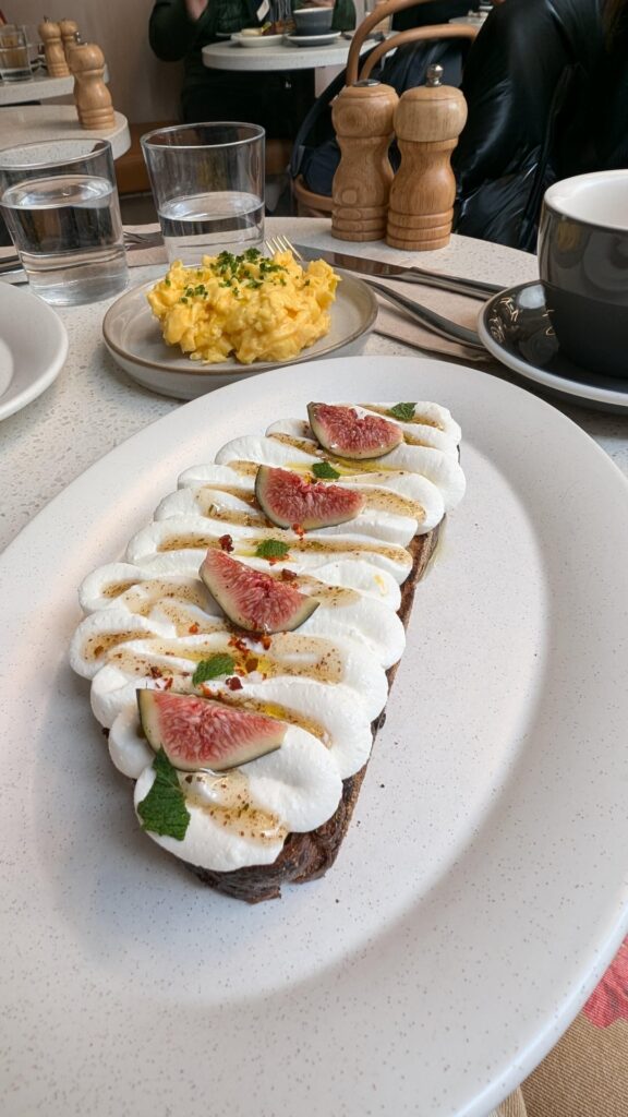 Breakfast at Incommon NYC Breakfast at Incommon NYC