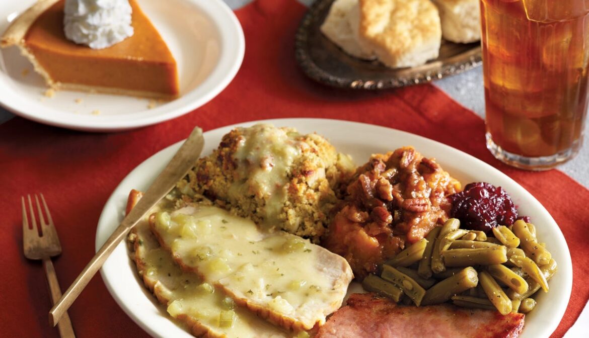 Cracker Barrel Thanksgiving menu is out. Here’s when you can order Cracker Barrel Thanksgiving menu is out. Here's when you can order