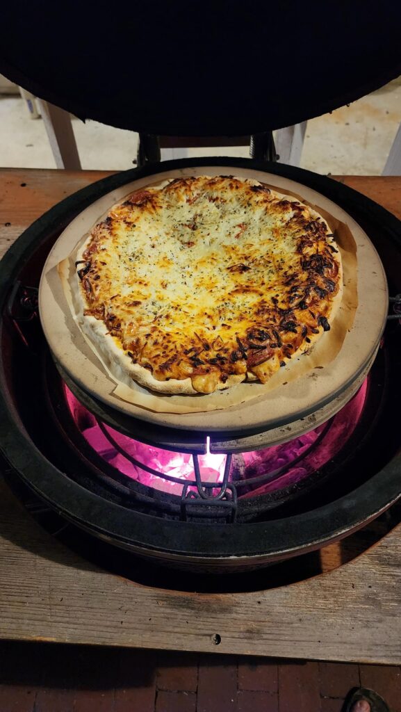 Made a couple pizzas on the kj tonight they were phenomenal as expected