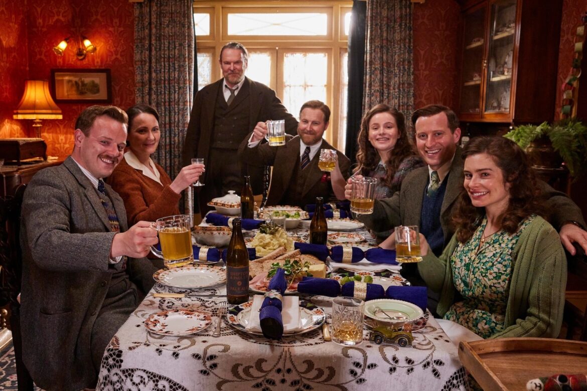 'All Creatures Great & Small' Season 5, Episode 7 Christmas Special Recap: "All God’s Creatures"