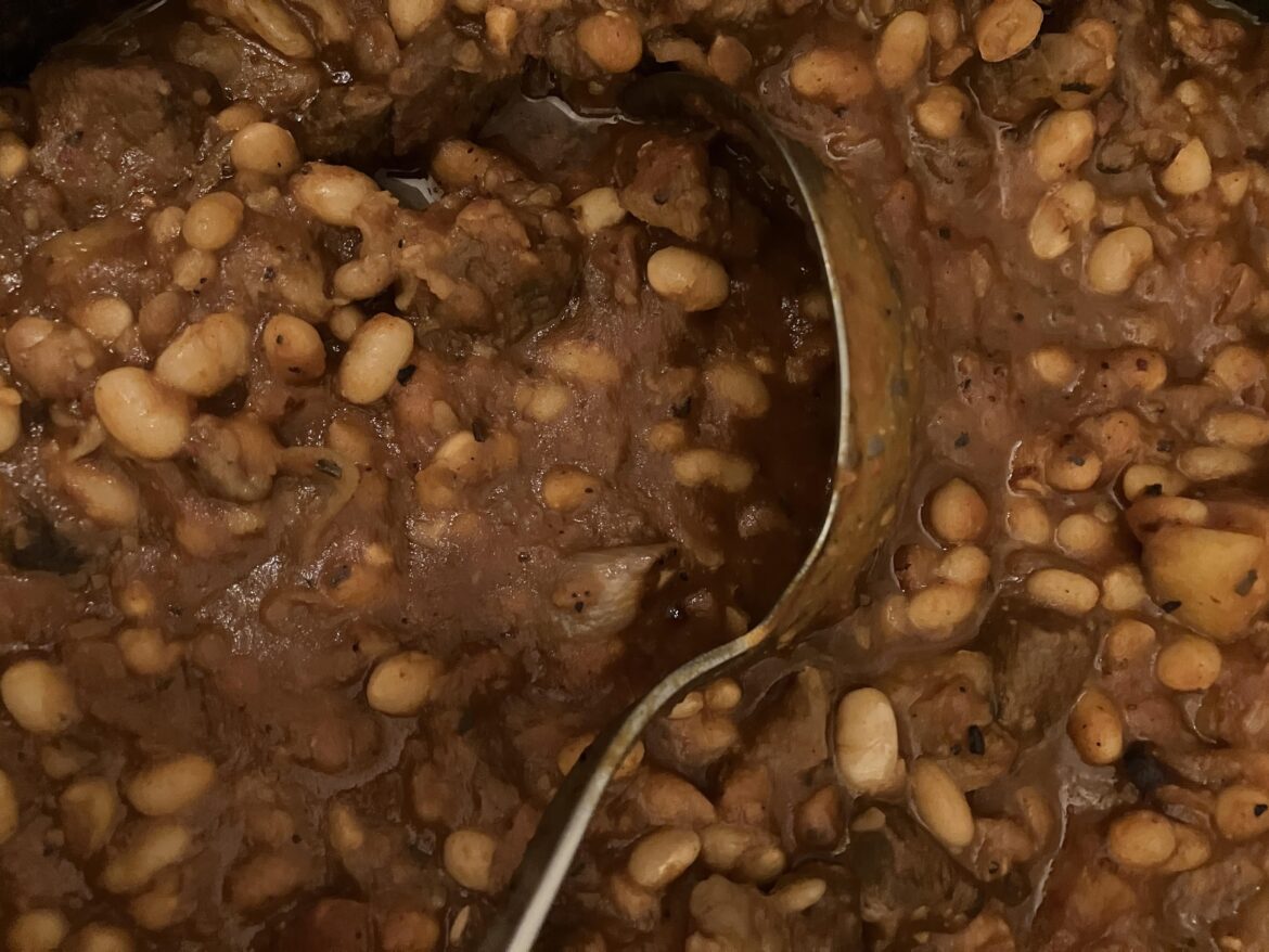 Chili con Carne with organic af beef, complex, self roasted spice blend, and too many beans