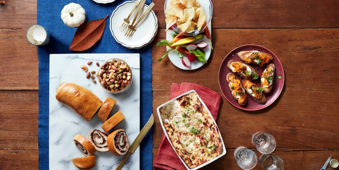 75 Easy Christmas Appetizers - Best Holiday Appetizer Recipes