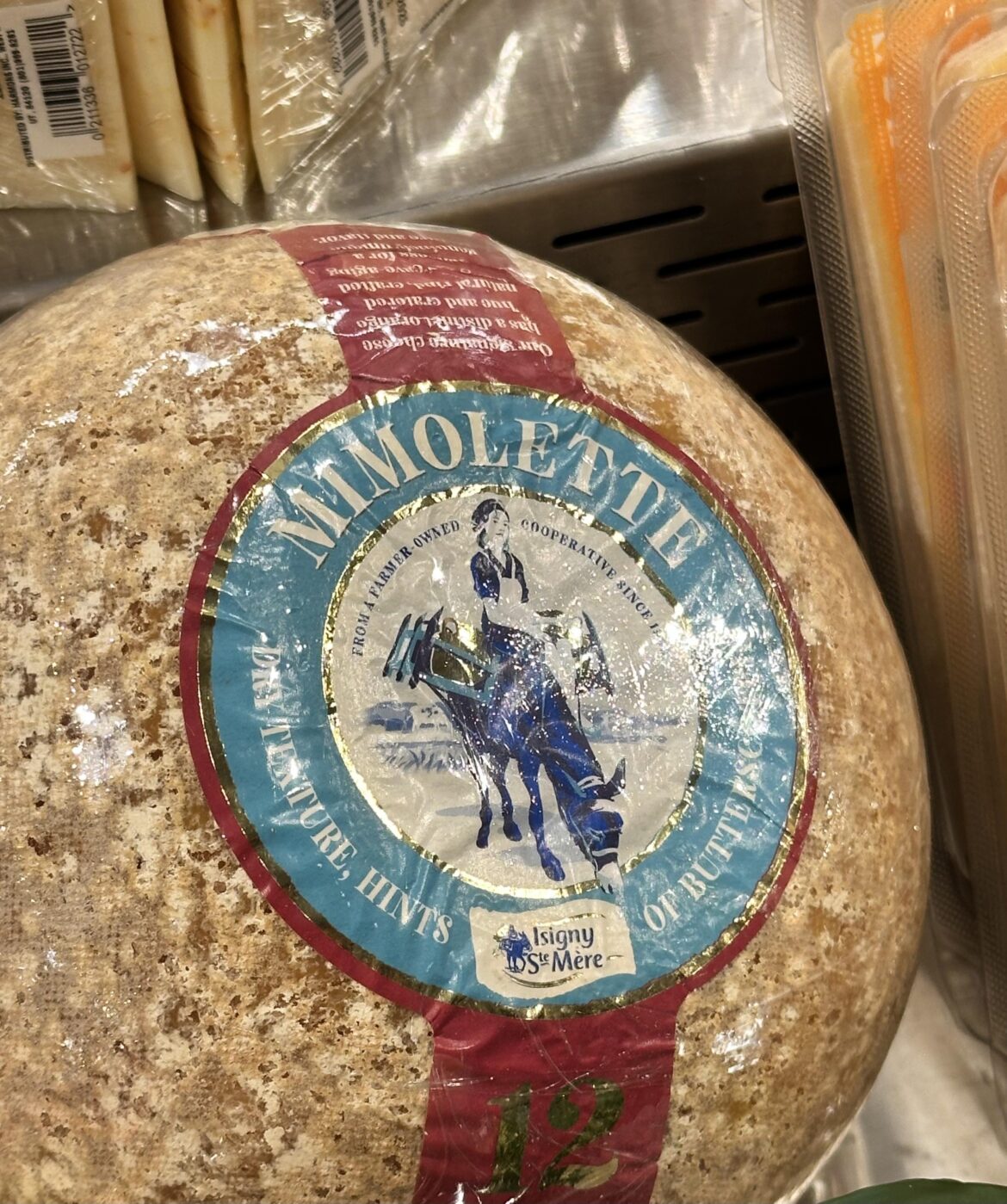 I need good recommendations on how and what to pair with Mimolette.