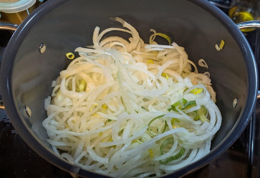 Onion & Roasted Garlic Soup