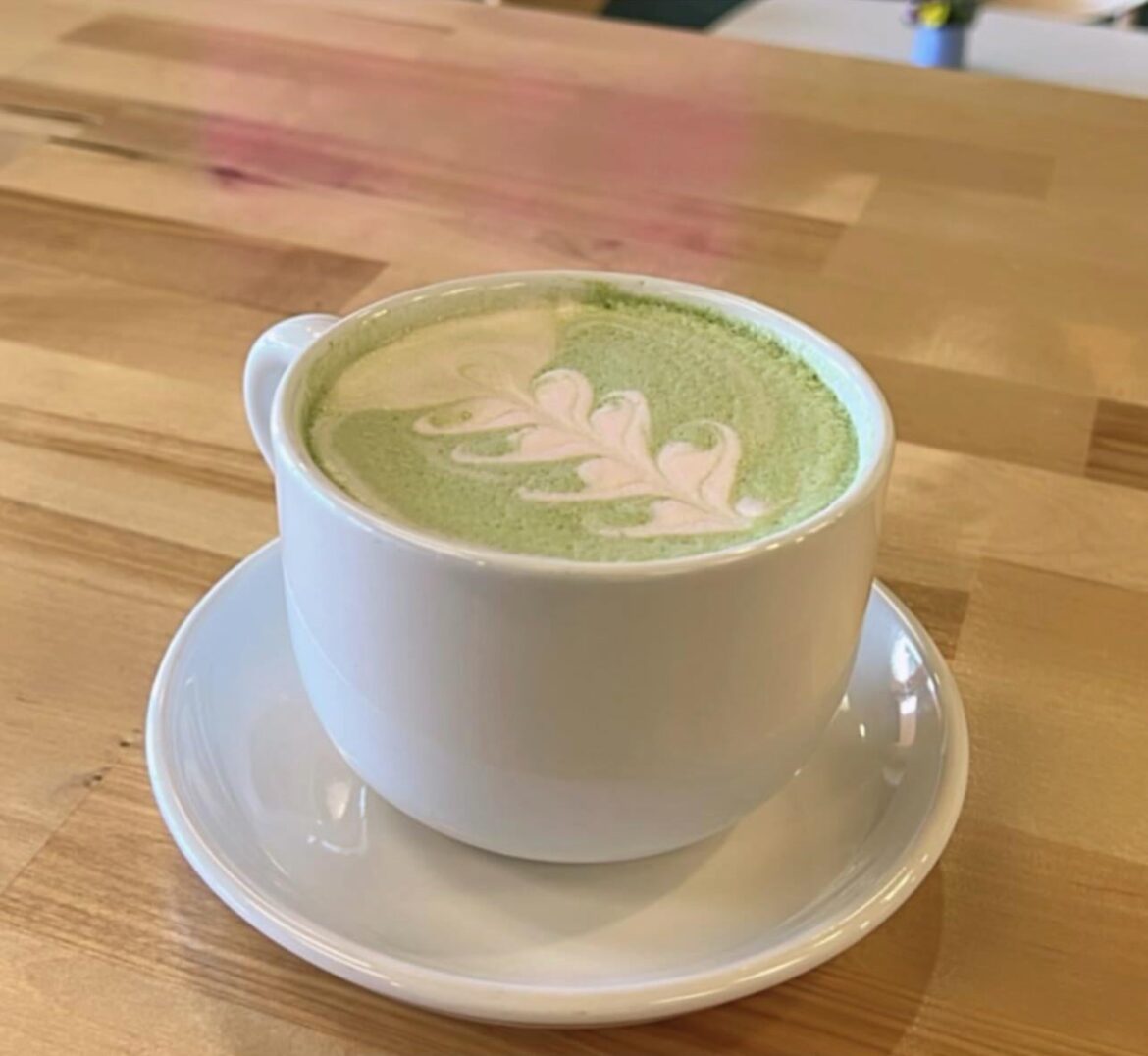 I’m feeling WICKED 💚🩷🧹🫧