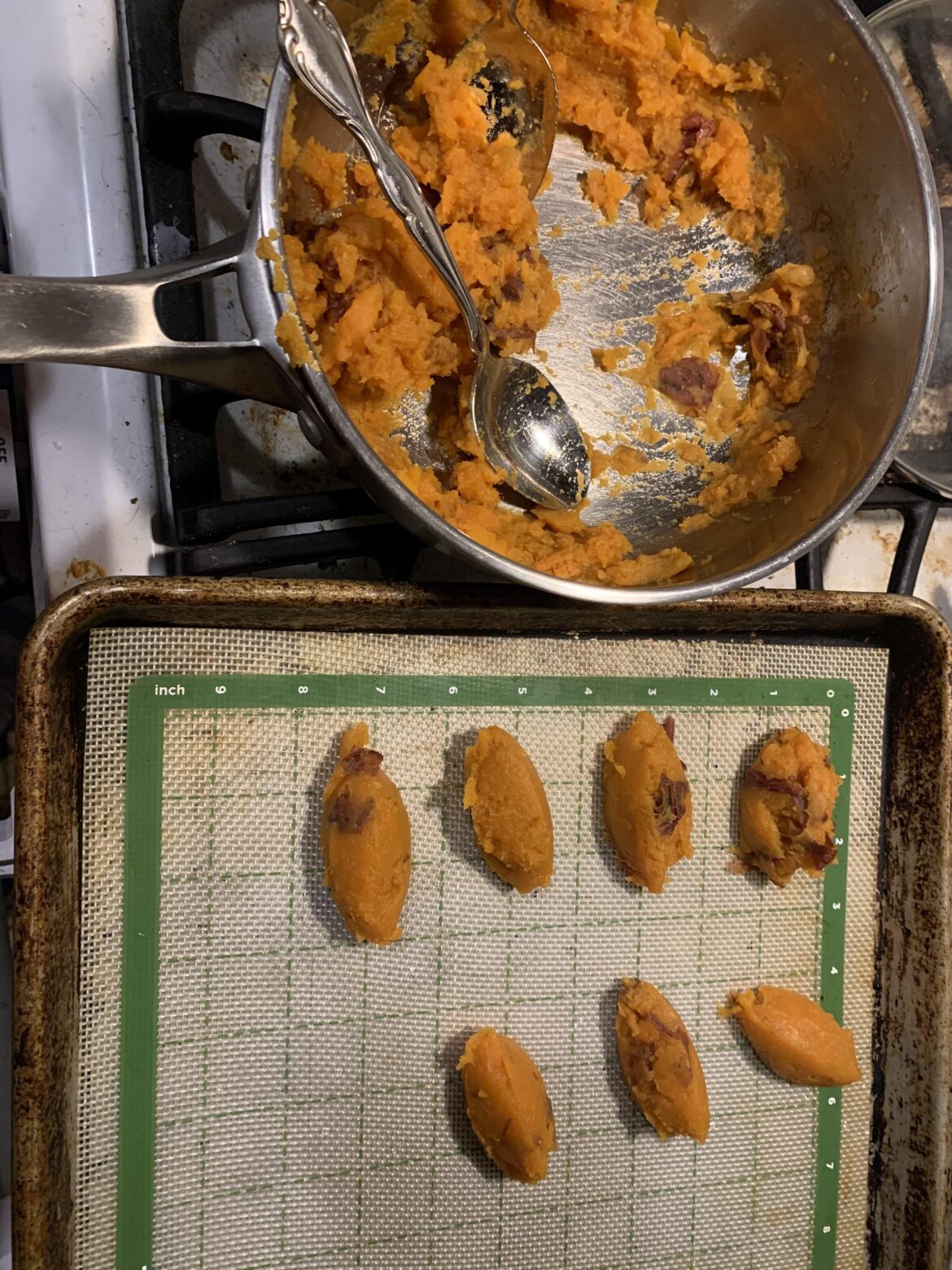 Used to do a few quenelles in a past life. Now I only do it when I’m making dog food Used to do a few quenelles in a past life. Now I only do it when I’m making dog food