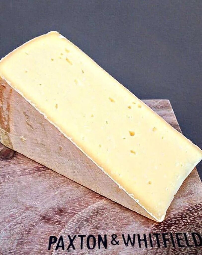 Day 1639 of posting images of cheese until I run out of cheese types: Ogleshield
