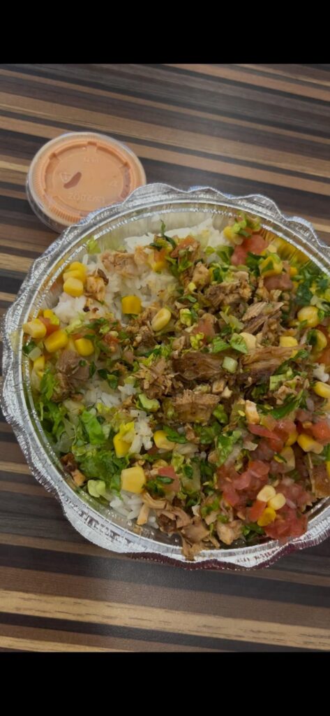 please helppp how many calories in this burrito bowl?