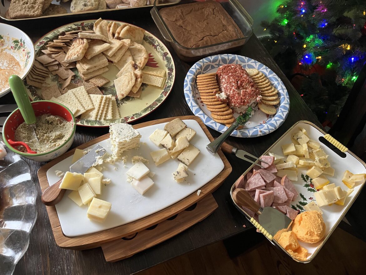 I forgot to take a picture of the cheese plate I made yesterday, so here’s what was left towards the end of the meal: