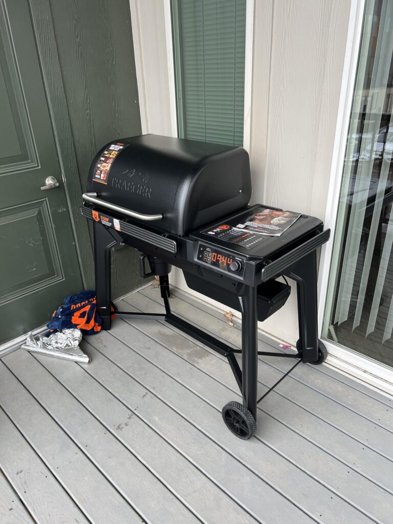 Got the new Woodridge, bad ass! Upgraded from 575. Meet the meatfucker