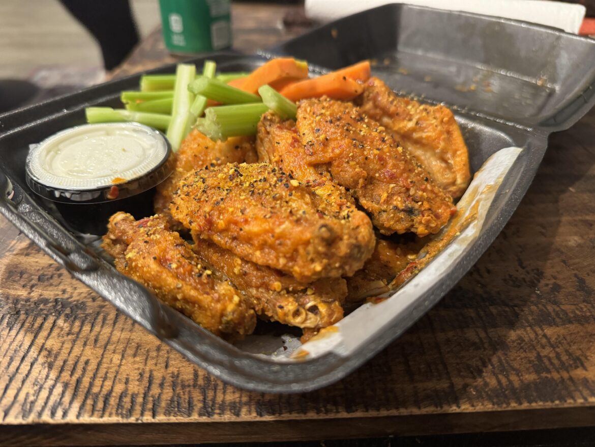 Hellfire & Lemon Pepper, Twisted Tavern in Buford, GA